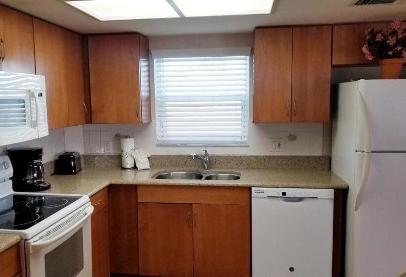 Gulf Strand Resort By Travel Resort Services