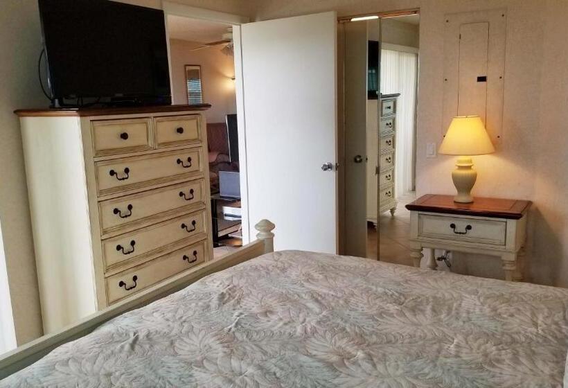 Gulf Strand Resort By Travel Resort Services