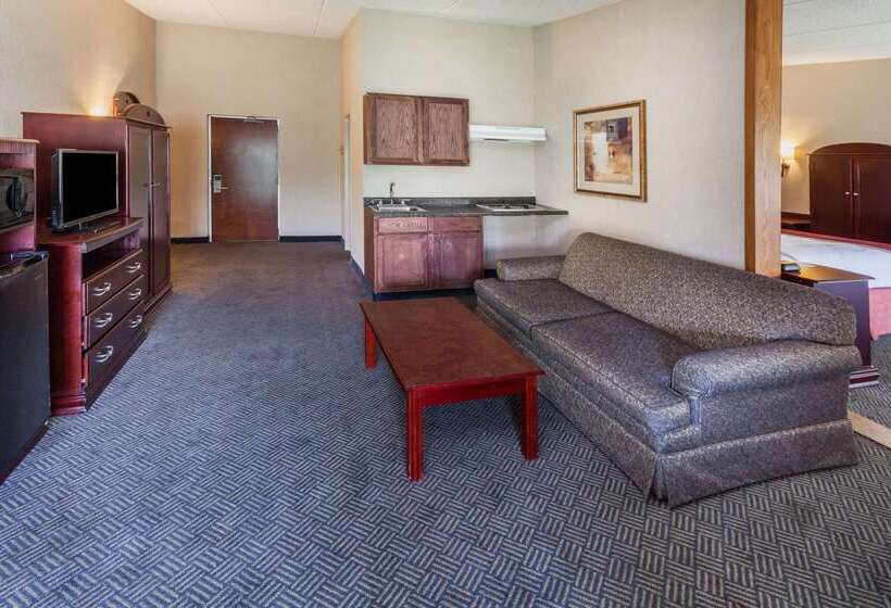 בית מלון כפרי Baymont By Wyndham Michigan City