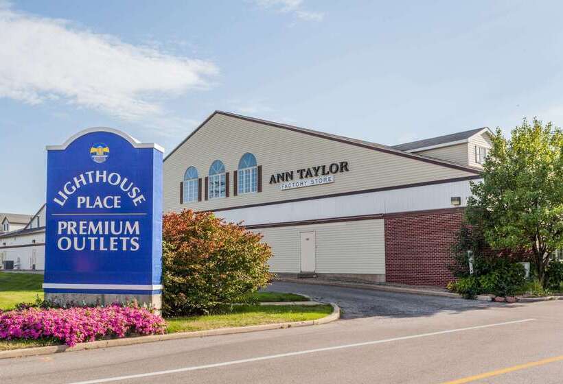 בית מלון כפרי Baymont By Wyndham Michigan City