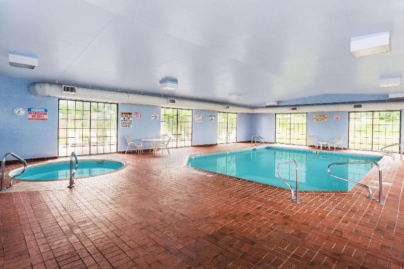 בית מלון כפרי Baymont By Wyndham Michigan City