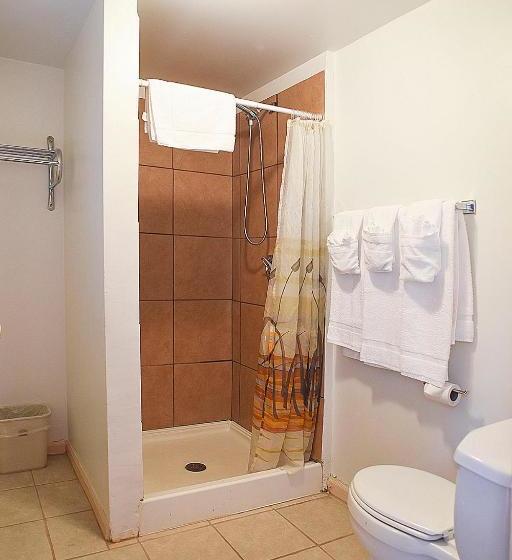 فندق H&h Motor Lodge