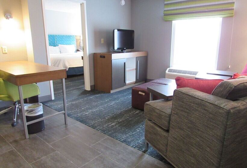 ホテル Hampton Inn & Suites Newtown