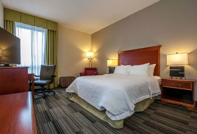 Отель Hampton Inn By Hilton Bowling Green