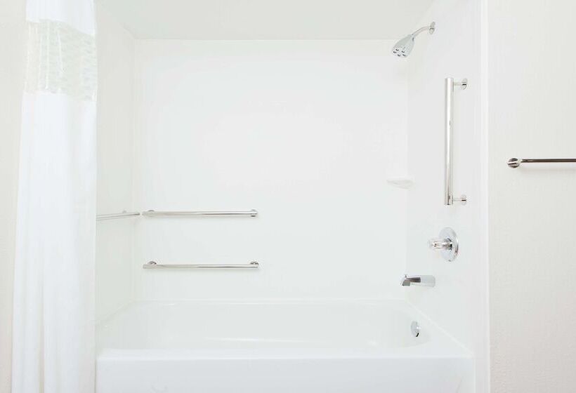 فندق Hampton Inn Bremeni20