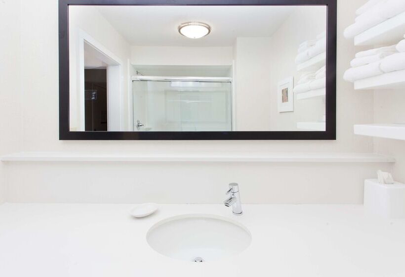 فندق Hampton Inn Bremeni20