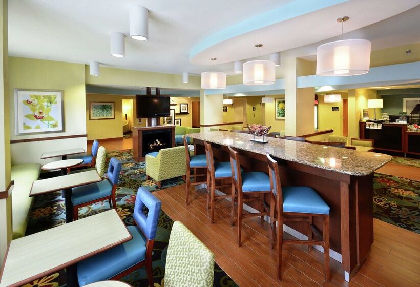 Отель Hampton Inn Charlottenorth/lake Norman