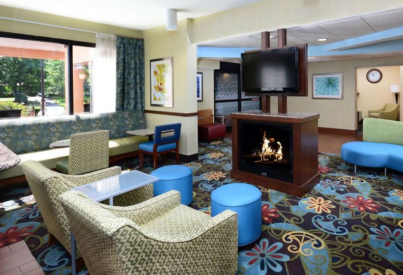 Отель Hampton Inn Charlottenorth/lake Norman