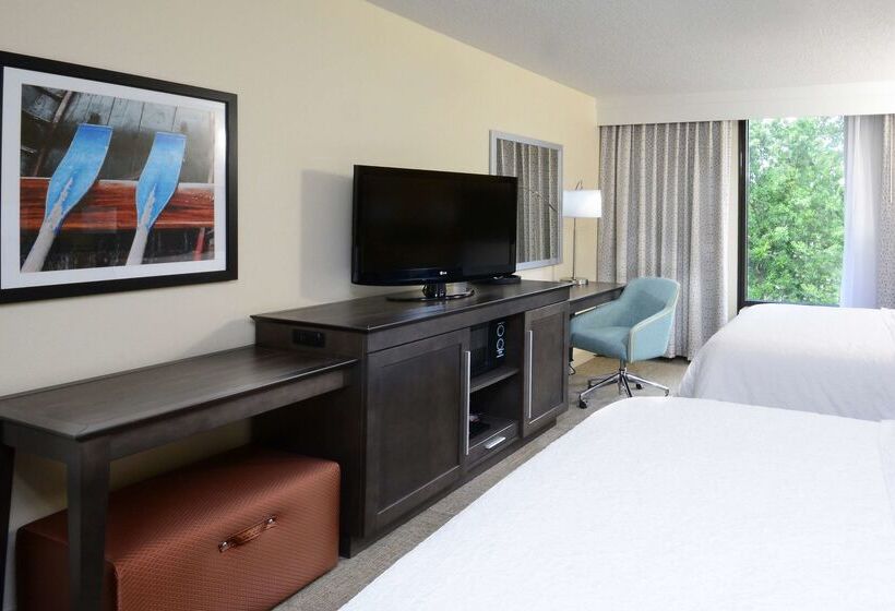 Отель Hampton Inn Charlottenorth/lake Norman