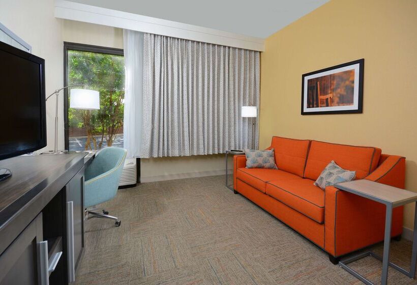 Отель Hampton Inn Charlottenorth/lake Norman
