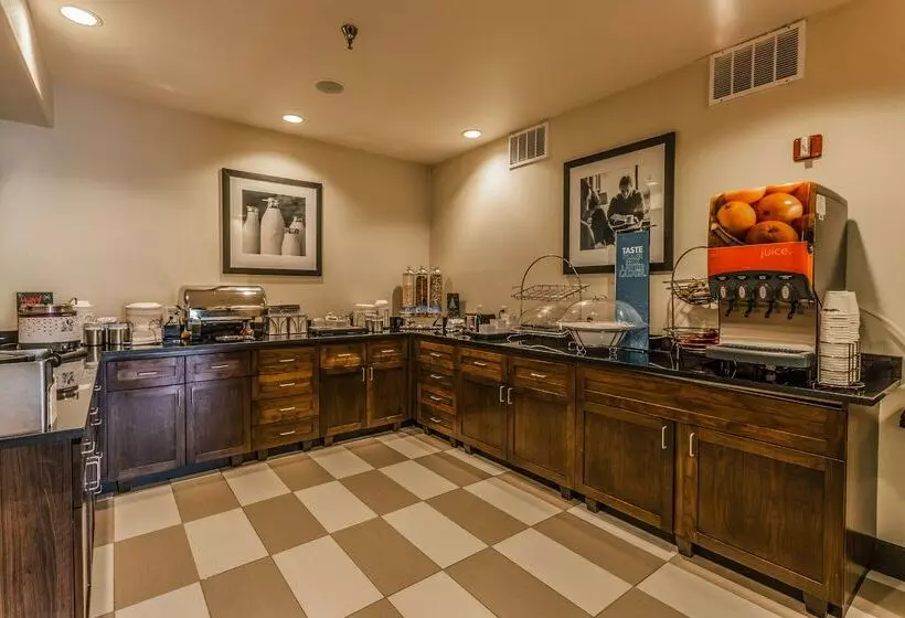 酒店 Hampton Inn Colorado Springs Airport