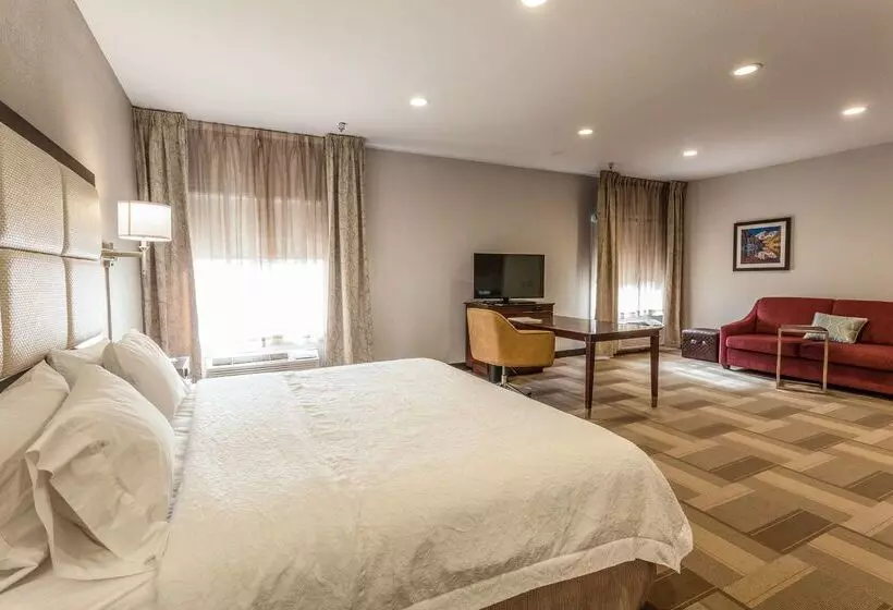 酒店 Hampton Inn Colorado Springs Airport