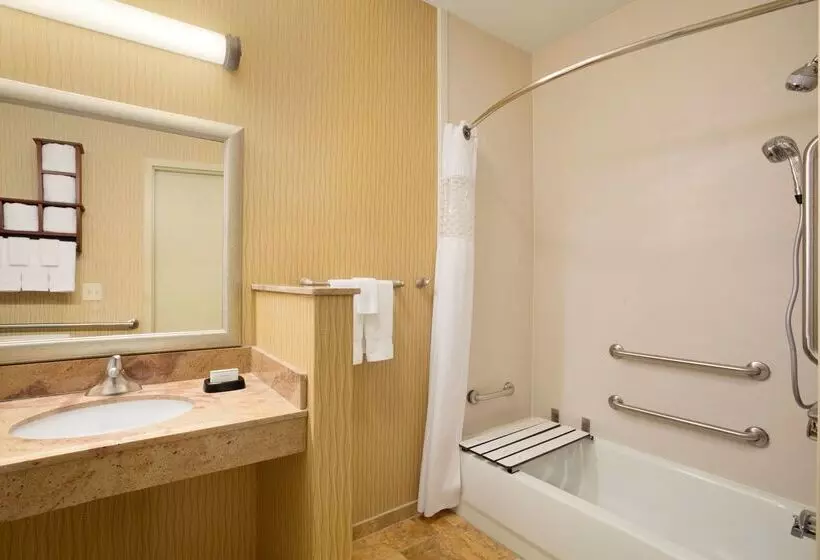 هتل Hampton Inn Fort Worth Southwest Cityview