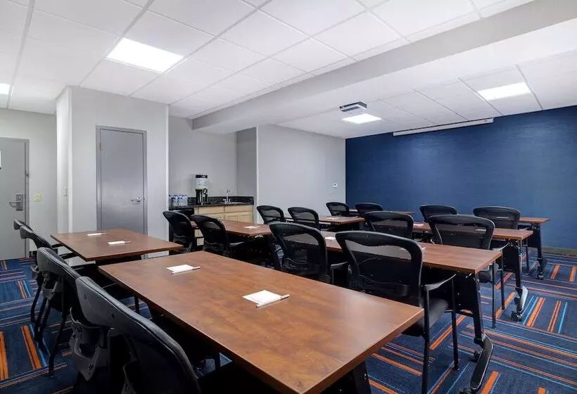 ホテル Hampton Inn Hot Springs