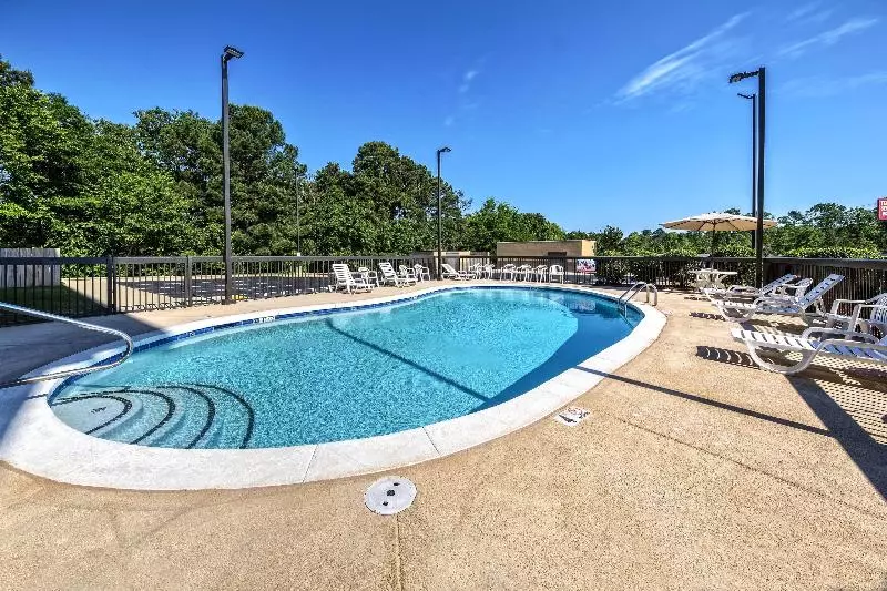 ホテル Hampton Inn Hot Springs