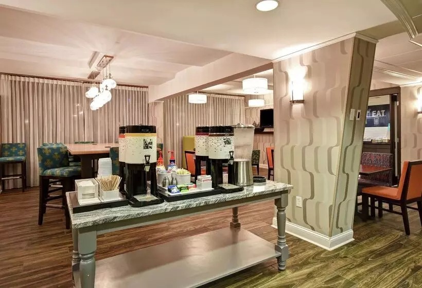 Отель Hampton Inn I75 Lexington/hamburg Area