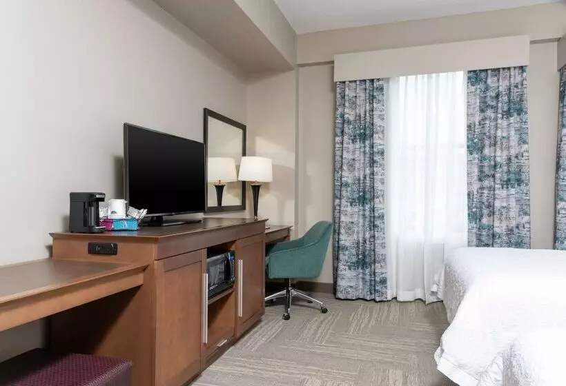 호텔 Hampton Inn Indianapolis Downtown Across From Circle Centre