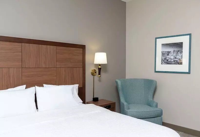 호텔 Hampton Inn Indianapolis Downtown Across From Circle Centre