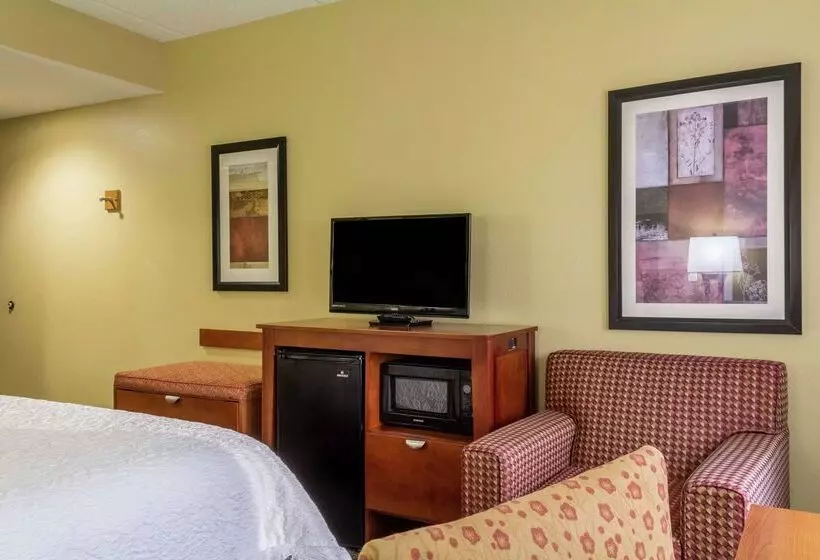 هتل Hampton Inn Jackson/clinton