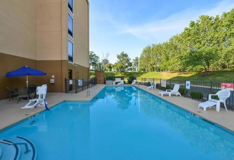 호텔 Hampton Inn Nashvillei24 Hickory Hollow