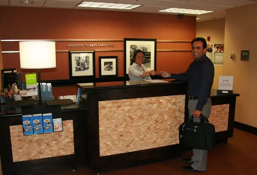 Отель Hampton Inn Salt Lake City Murray