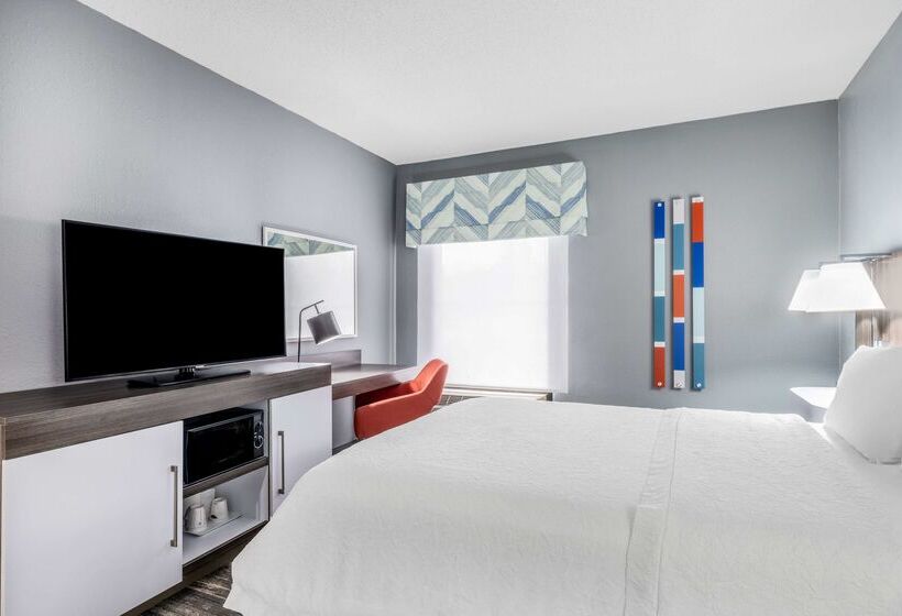 فندق Hampton Inn Sanford