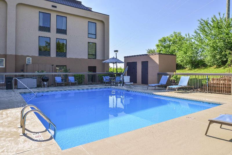 호텔 Hampton Inn Staunton