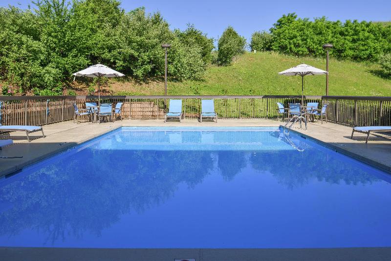 호텔 Hampton Inn Staunton