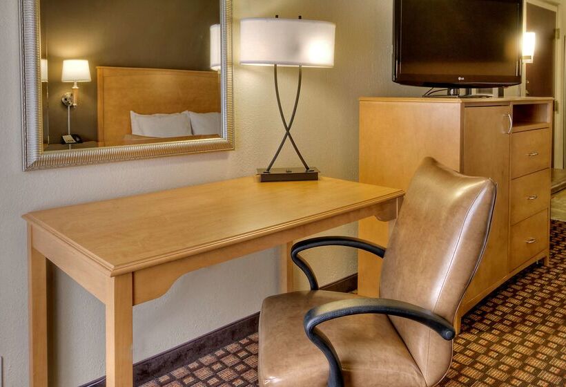 هتل Hampton Inn & Suites Nashvillevanderbiltelliston Place