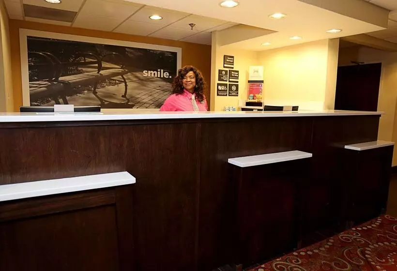 Отель Hampton Inn Sumter