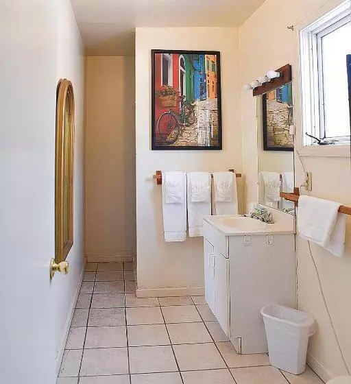 Отель H&h Motor Lodge