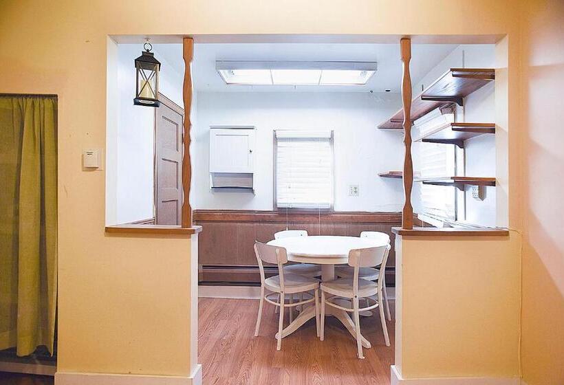 فندق H&h Motor Lodge