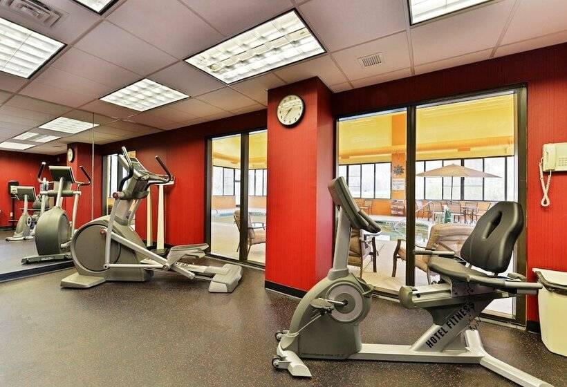 فندق Holiday Inn Express Painted Post, An Ihg