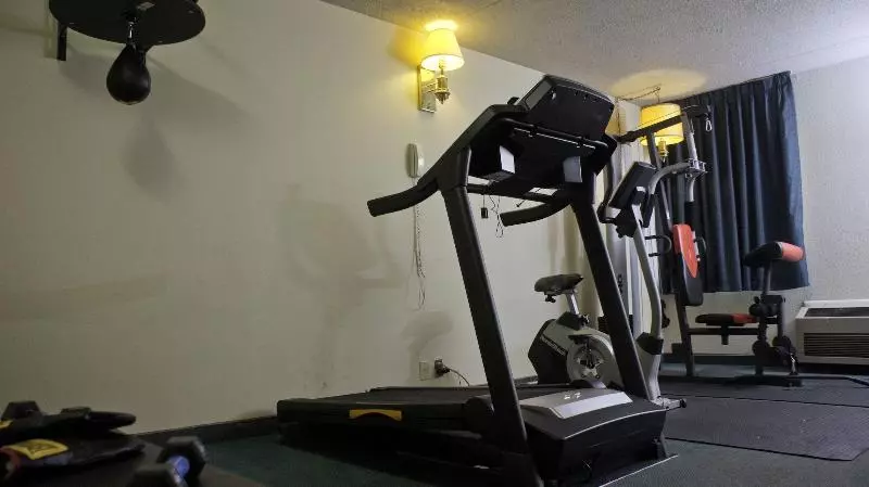 ホテル Red Carpet Inn And Fantasuite