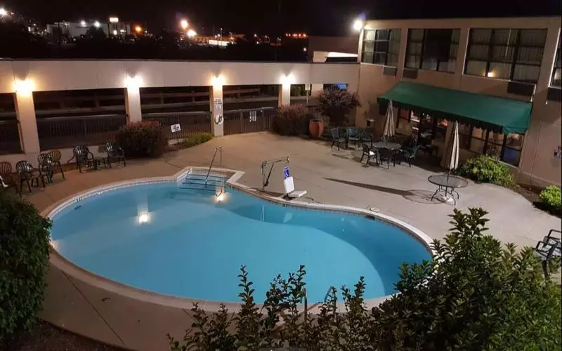 هتل Travelodge By Wyndham Roanoke