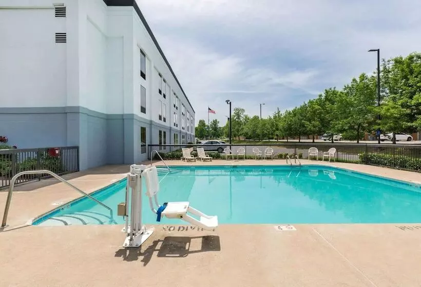 ホテル Wingate By Wyndham Goodlettsville