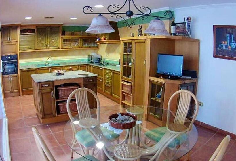 3 Bedrooms House With Jacuzzi Furnished Terrace And Wifi At Benicarlo 5 Km Away From The Beach