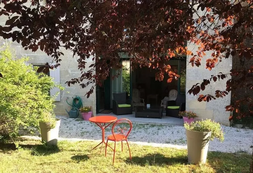 Aamiaismajoitus (B&B) La Grange De Bellefontaine