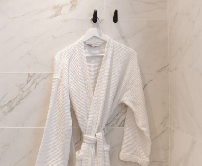 Pinacota Suites Athens