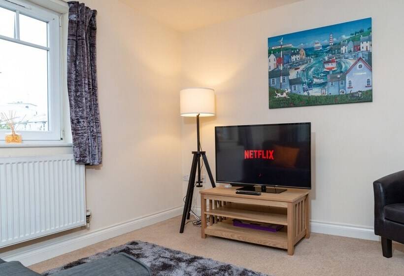 Tamar View Serviced Apartment