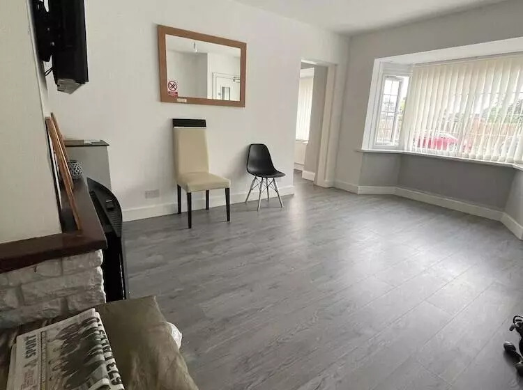 Aamiaismajoitus (B&B) Cranmore Guest House