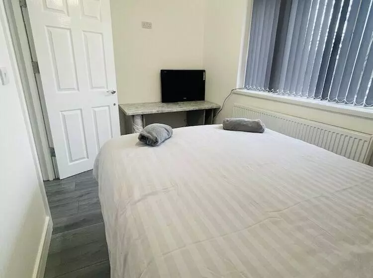 Aamiaismajoitus (B&B) Cranmore Guest House