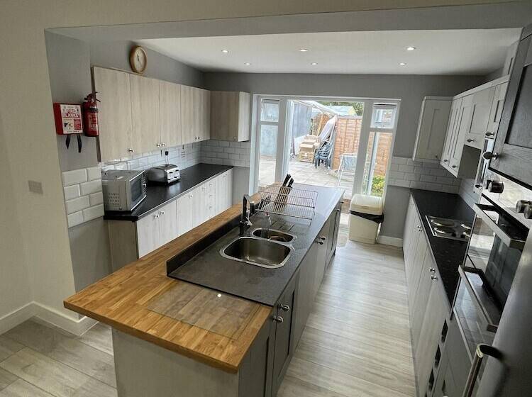 Bed and Breakfast Cranmore Guest House