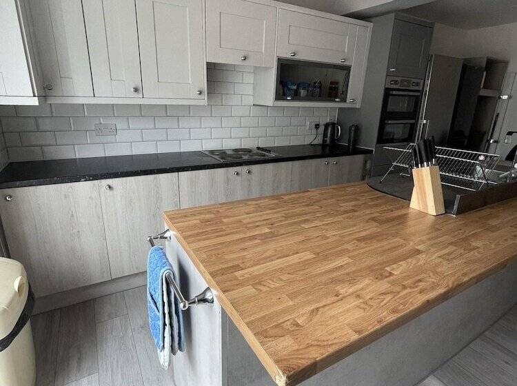 Bed and Breakfast Cranmore Guest House