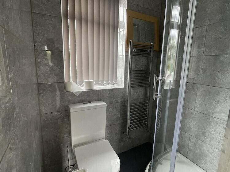 Bed and Breakfast Cranmore Guest House