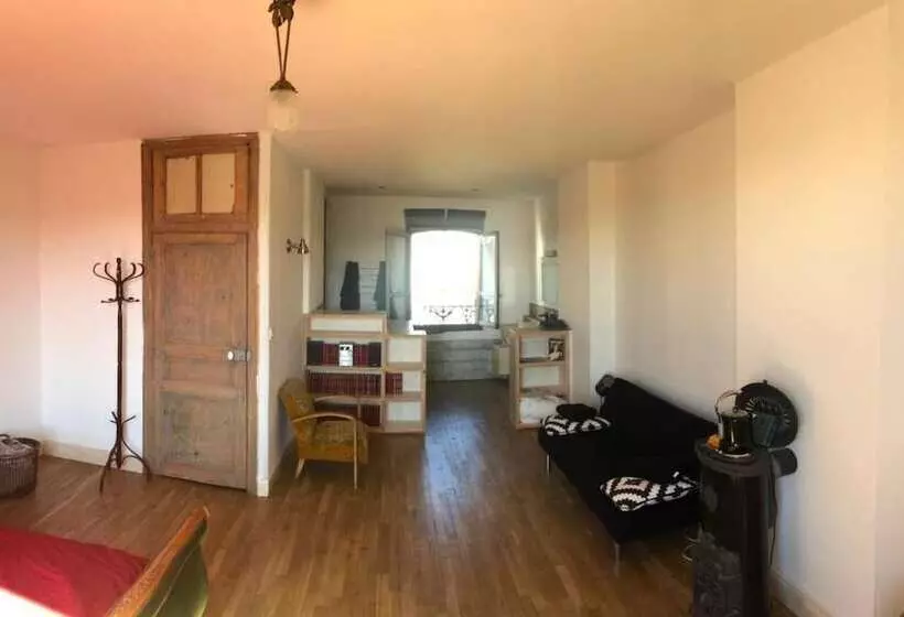 Aamiaismajoitus (B&B) Librairie Abelard