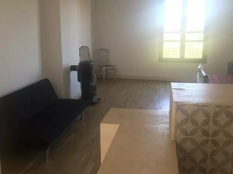 Aamiaismajoitus (B&B) Librairie Abelard