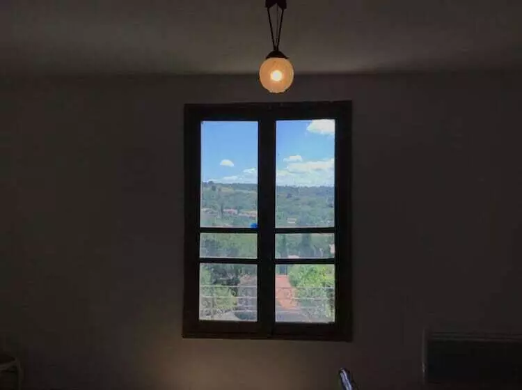 Aamiaismajoitus (B&B) Librairie Abelard