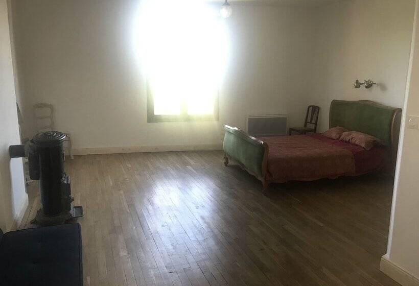 مبيت وإفطار Librairie Abelard