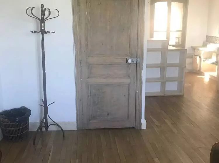 Aamiaismajoitus (B&B) Librairie Abelard